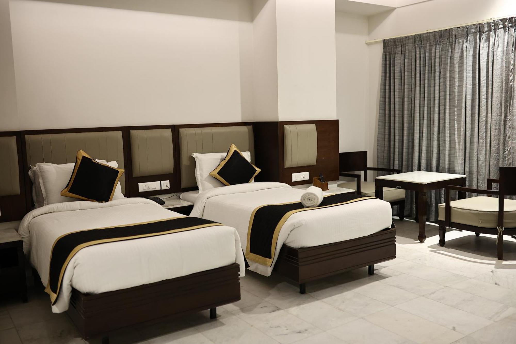 Hotel Saratharajans Madurai Εξωτερικό φωτογραφία